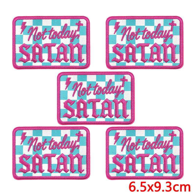 10pcs /Lots Five -Pointed Star Greet Patch Cartoon English Letter Embroidered Patches Iron On Patches For Clothing Jackets Sew Diy