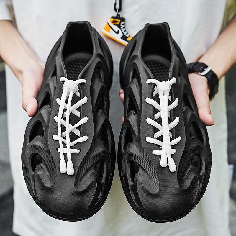 Fashion Summer Men Sandals Ultra Soft EVA Clogs Mens Breathable Garden Shoes Wading Beach Shoes Comfortable Slippers Sneakers