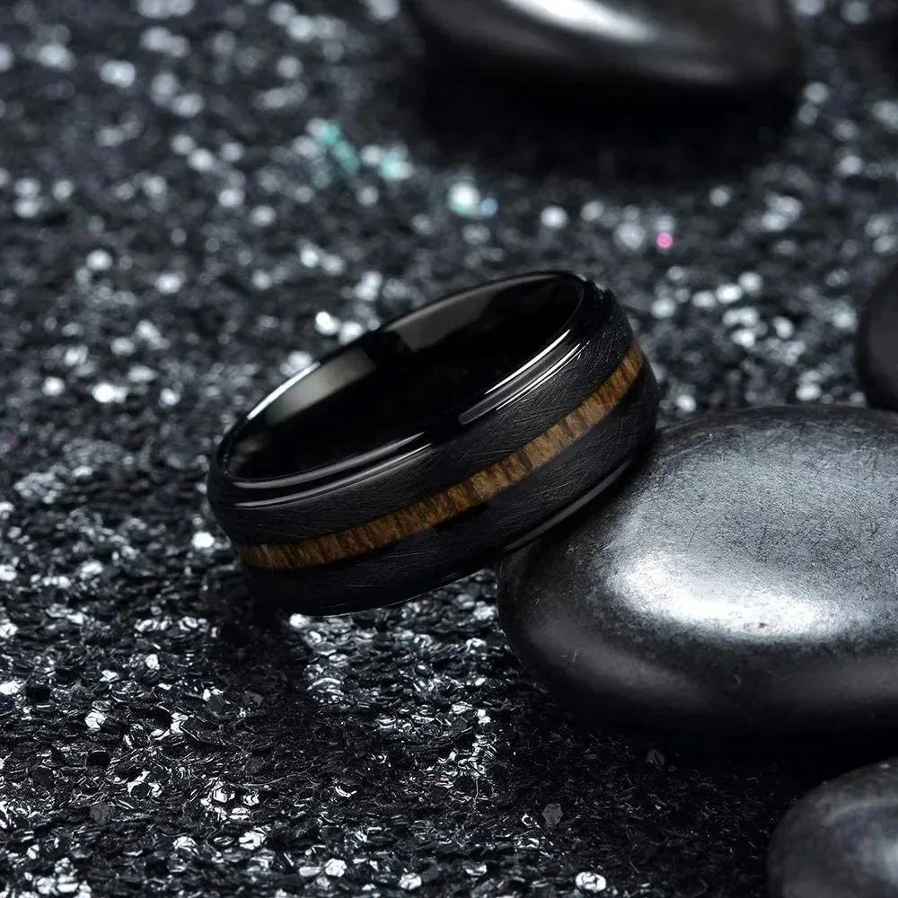 Fashion 8mm Black Stainless Steel Rings for Men Hawaiian Koa Wood Inlay Matte Brushed Finish Promise Rings Men Wedding Jewelry