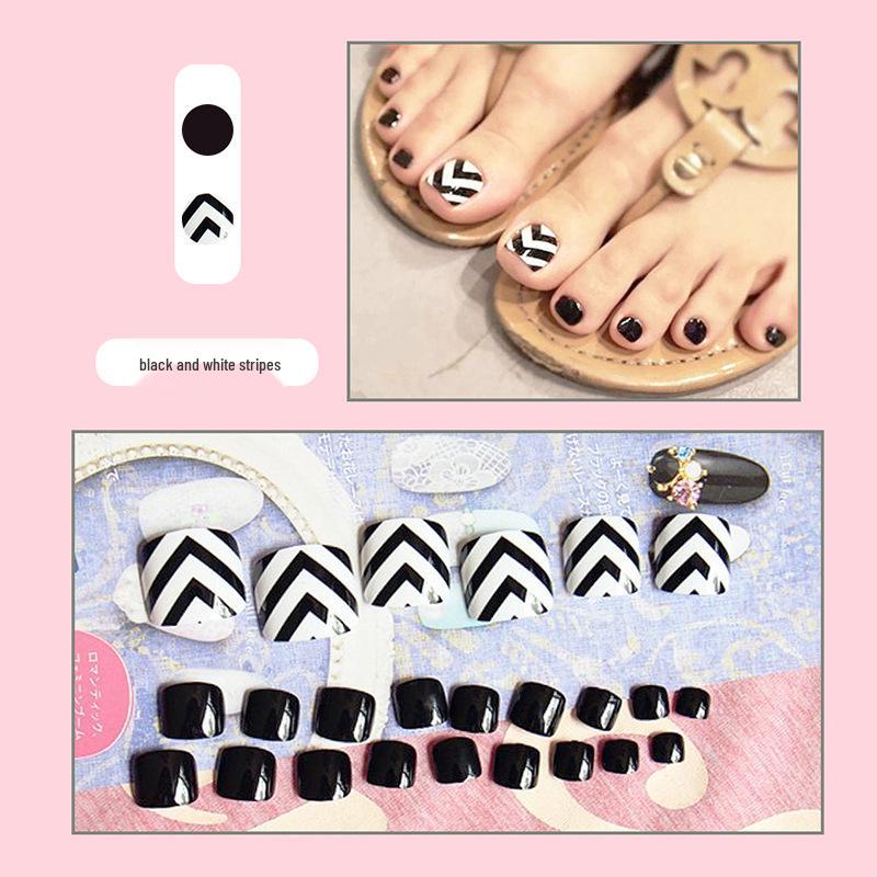 

Black & White Striped Toenail Manicure Patches