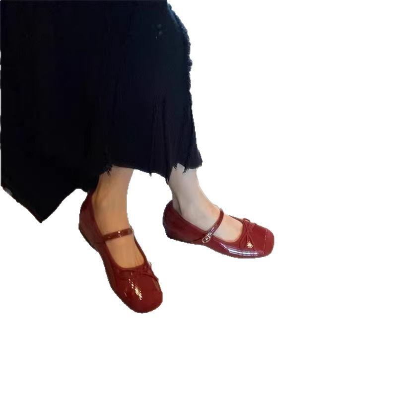 Sheepskin version! French beautiful Mary Jane shoes, red light mouth bow, one-word buckle belt inner height-increasing single shoes, wedding shoes