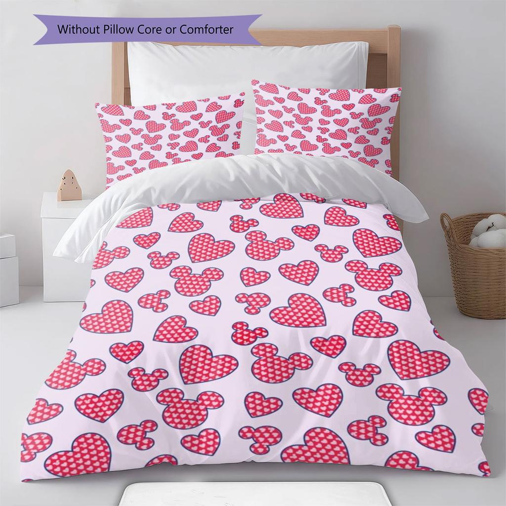 Retro-chic Minnie Mouse Themed Bedding Set – The Perfect Choice for Decorating A Child's Bedroom. Comfortable and Warm.