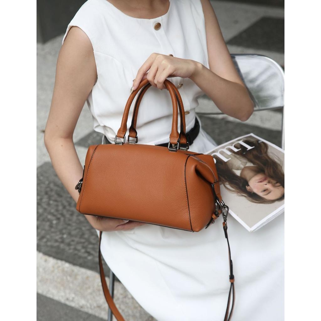 Cowhide Women, One Shoulder Crossbody Simple Portable Fashion Bag Girls Classic Handbag Large Capacity