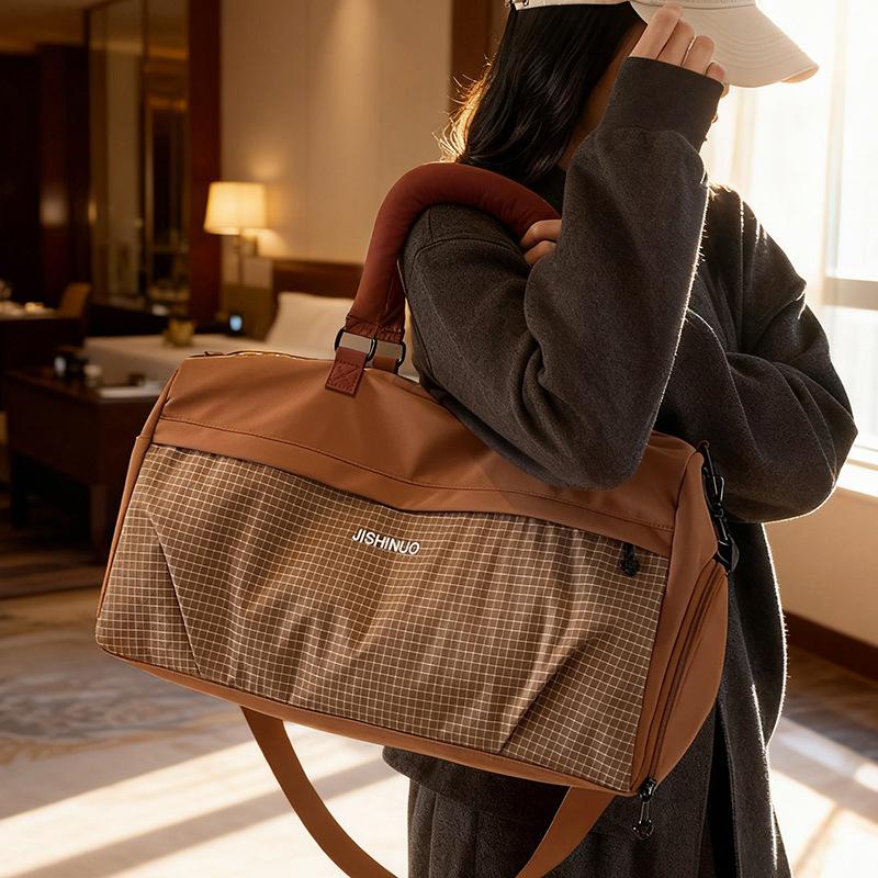Short-haul travel bag, large capacity, women's high-value and lightweight portable fashion luggage bag, men's sports fitness bag, maternity bag.