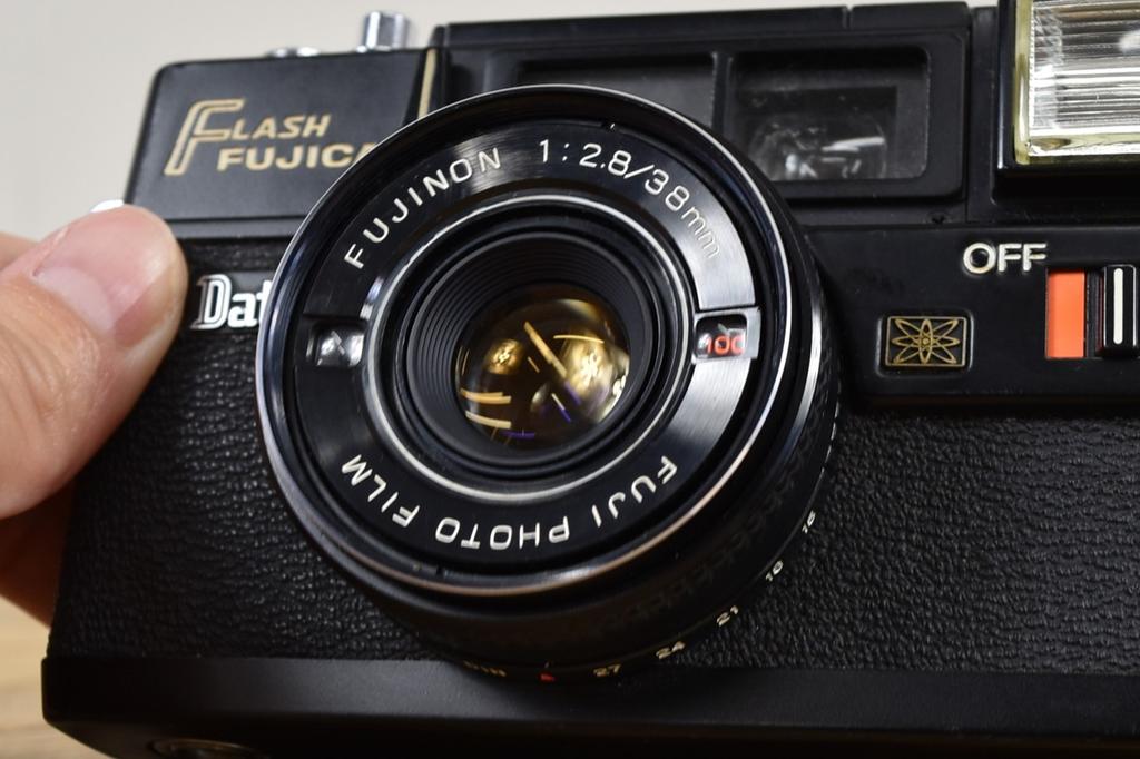 Fujica Flash Date 35mm Filmkamera Getestet aus Japan
