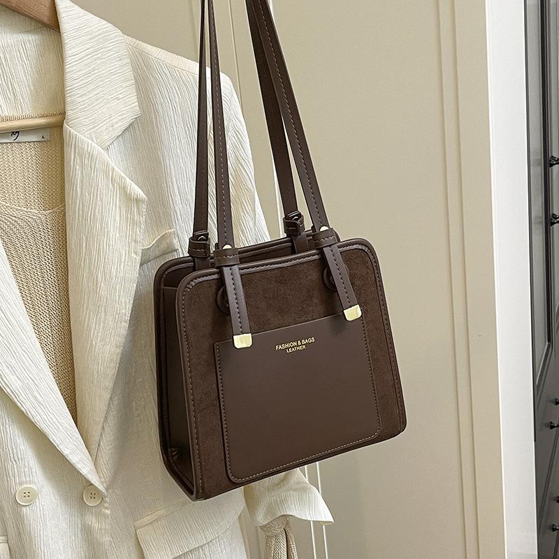 Retro bag women's large capacity 2025 new autumn and winter versatile simple shoulder underarm bag commuter tote bag