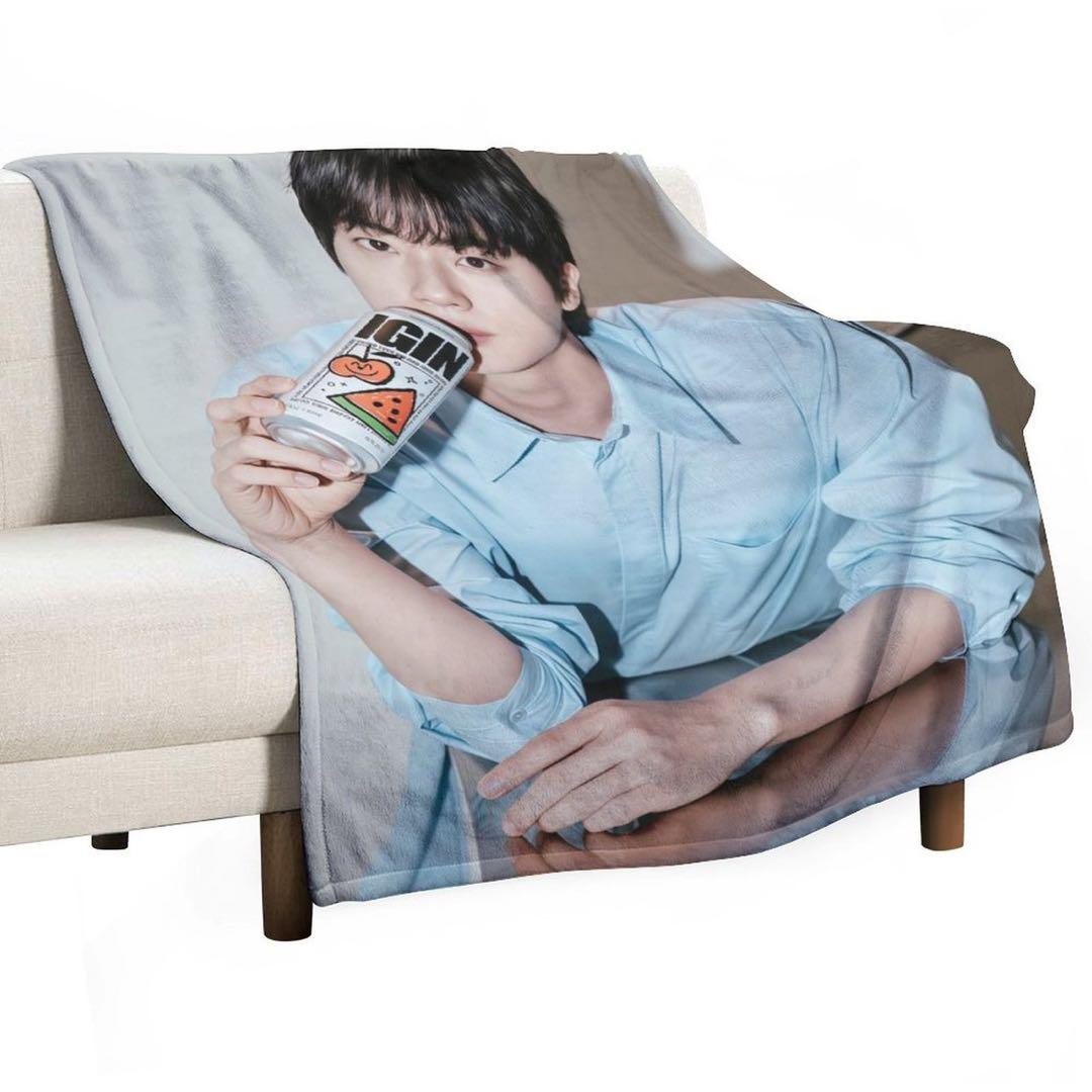 [USED] BTS Blanket - IGIN (Seokjin)