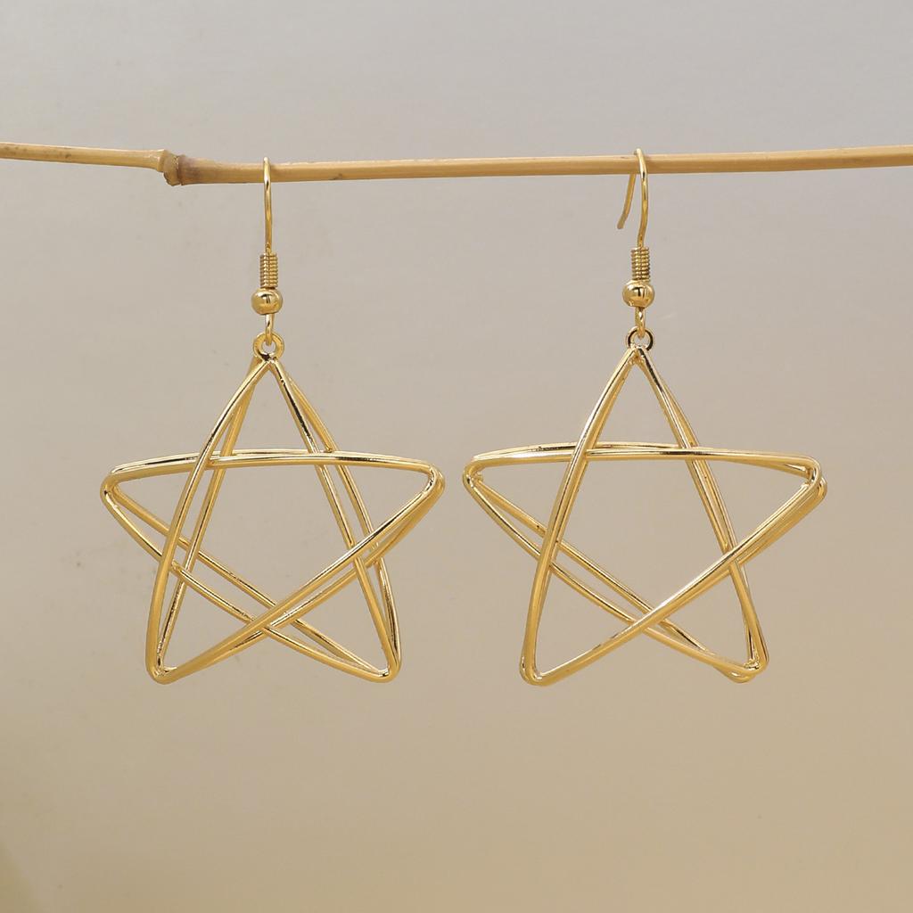 Fashion Hollow Five-pointed Star Earrings