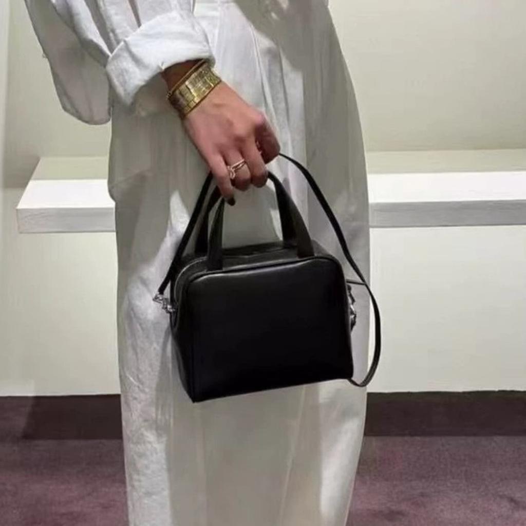 TR same Ray small square bag, leather simple portable shoulder messenger bag, tofu bag, hand carry camera bag, tote bag