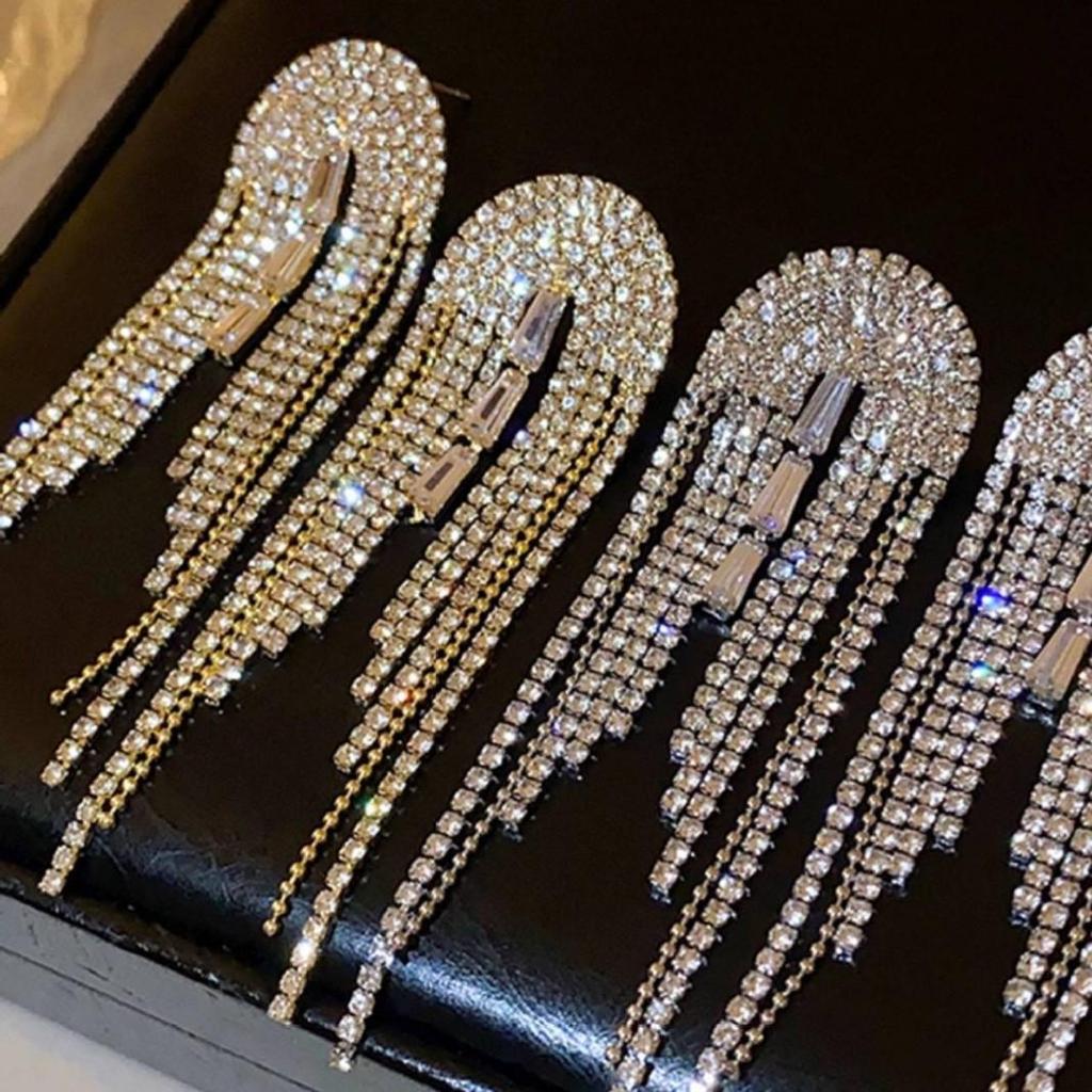 Rhinestone Geometric Tassel Earrings - French Court Style Luxury Studs for a Fashionable, Individualistic Look