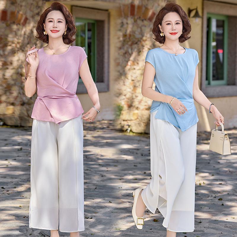 Mother's Summer Fashion: Stylish Solid-Color Age-Reducing Two-Piece Set with Wide-Leg Pants