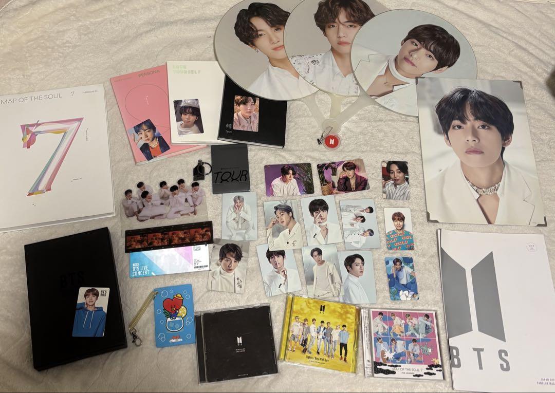 

[USED] BTS bulk sale (albums, CDs, fans, trading cards, and many others)