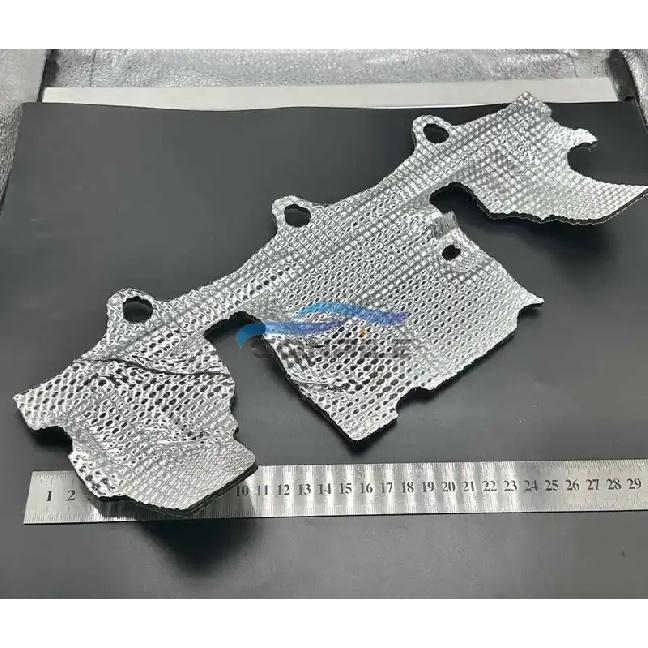 For 2002-2006 jeep wrangler Grand Cherokee Exhaust manifold heat shield 53013669AA  CBXCB060