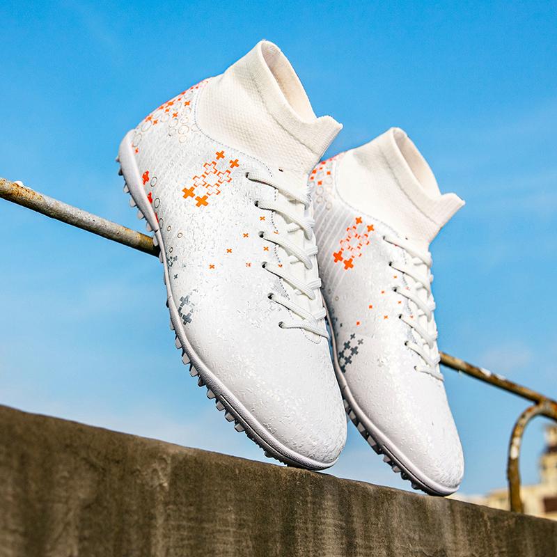 Men Soccer Shoes Women Football Boots Breathable Non-Slip Grass Training Sneakers Cleats Outdoor High Top Sport Footwear