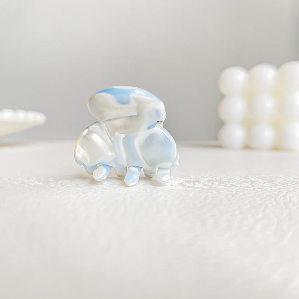 Korean Dopamine Mini Claw Clip: Cute Hair Accessories for Women & Children