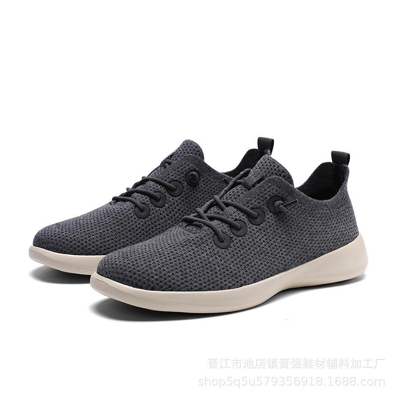 

Ultra-light and breathable, lightweight and fashionable casual walking jogging shoes, the same style for men and women, one-pedal men s versatile 45 сірий колір