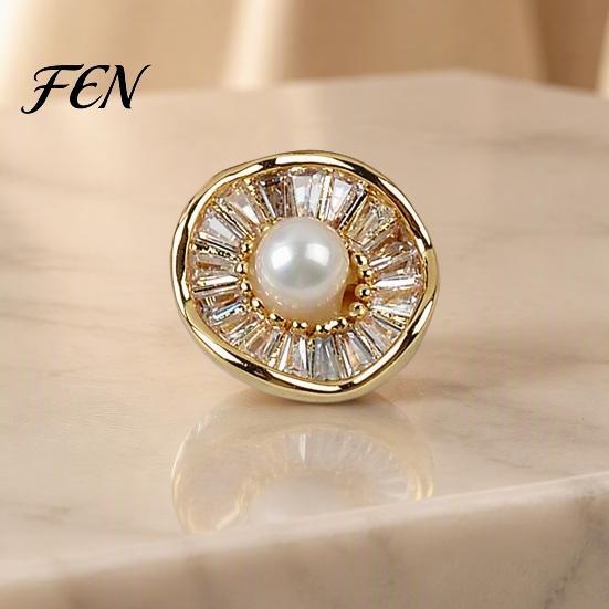 Magnetic Brooch Button Faux Pearl Pin, No Sew Safety Anti Exposure Buttons for Scarf Shirts Sweater, Reusable Clothing Decorative Damage