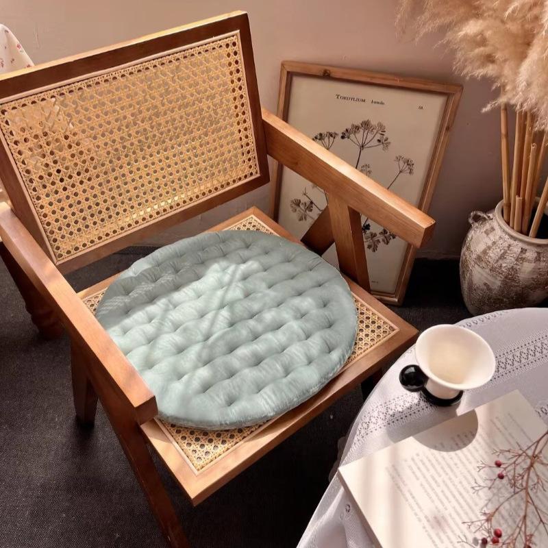 

Velvet hard sponge seat cushion office hip cushion bed and breakfast bedroom autumn and winter stool fart cushion chair cushion 43*43CM