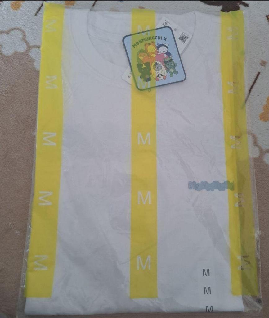 [USED] MONSTA X MONMUNGCHI X T-shirt