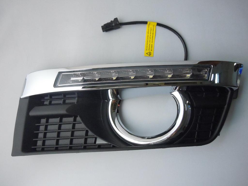 Cadillac SRX Daytime Running Lights (2010-2015)