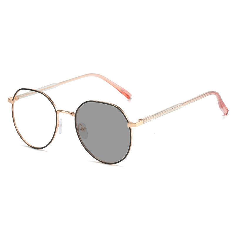 Trendy Anti Blue Light Glasses Women Retro Round Metal Frame Blue Rays Blocking Photochromic Eyewear