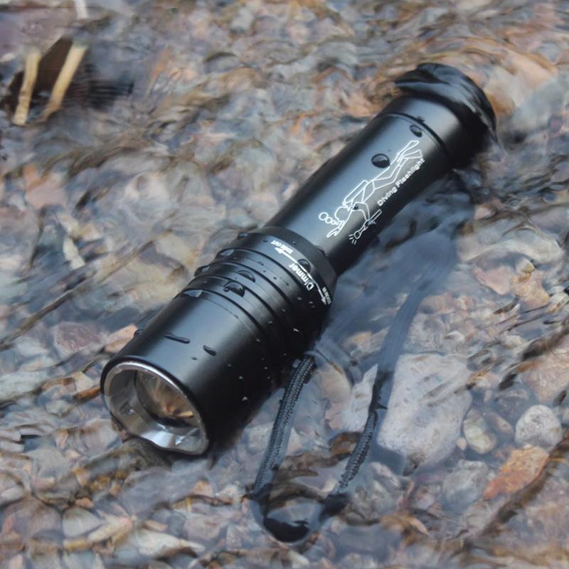 100 Meters Professional Diving Flashlight Powerful T6 Wick Torch Portable Diving Light Rotatable Diving Lamp Waterproof Light