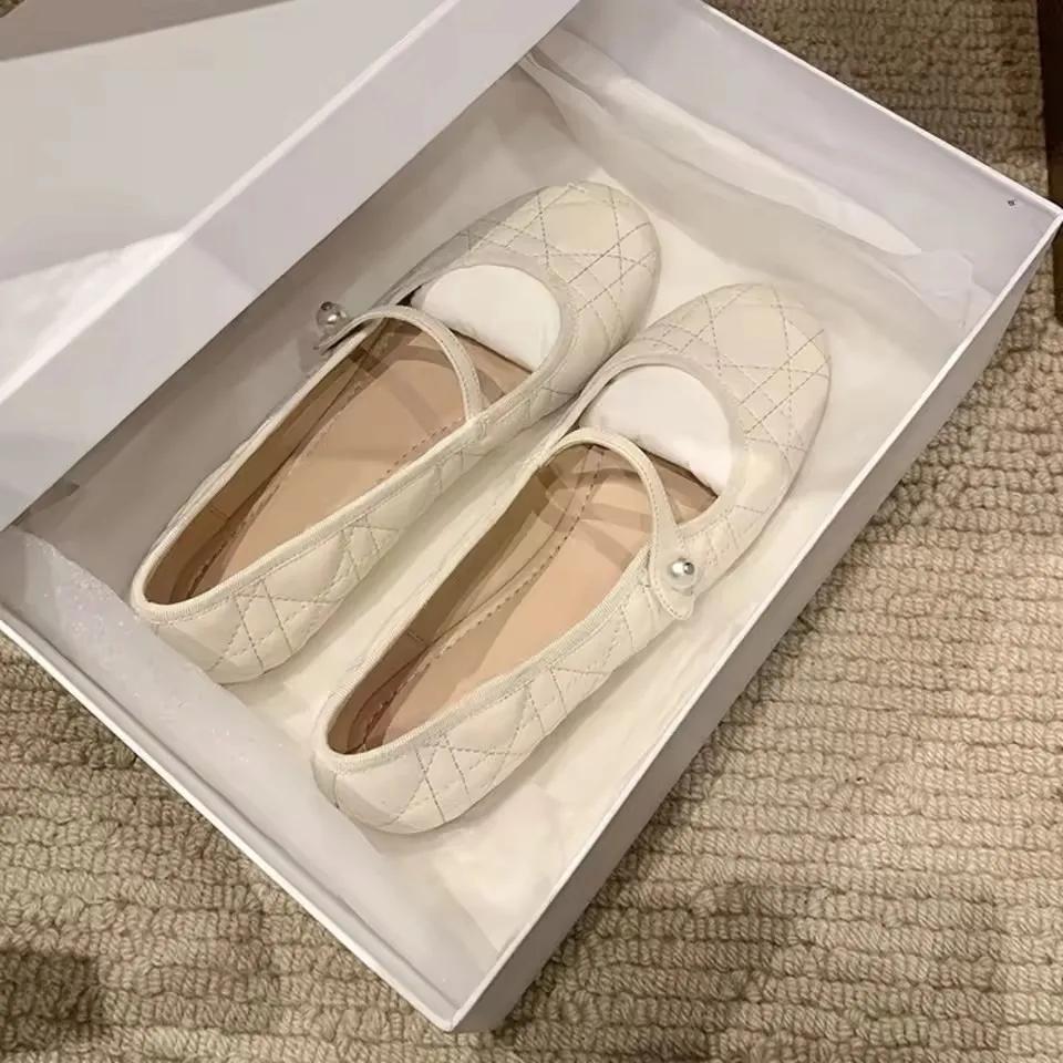Fashion Spring Autumn New Luxury Femme Concise Design Pearl Buckle Strap Women Shoes Round Toe Shallow Flats Fotwear Zapatos De Mujer