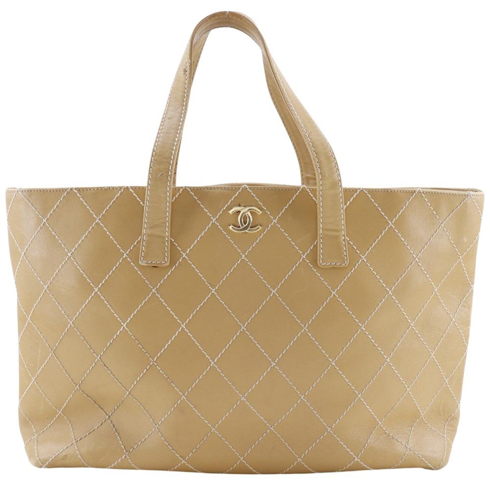 

CHANEL Wild stitch Tote Bag beige Calfskin Women Used