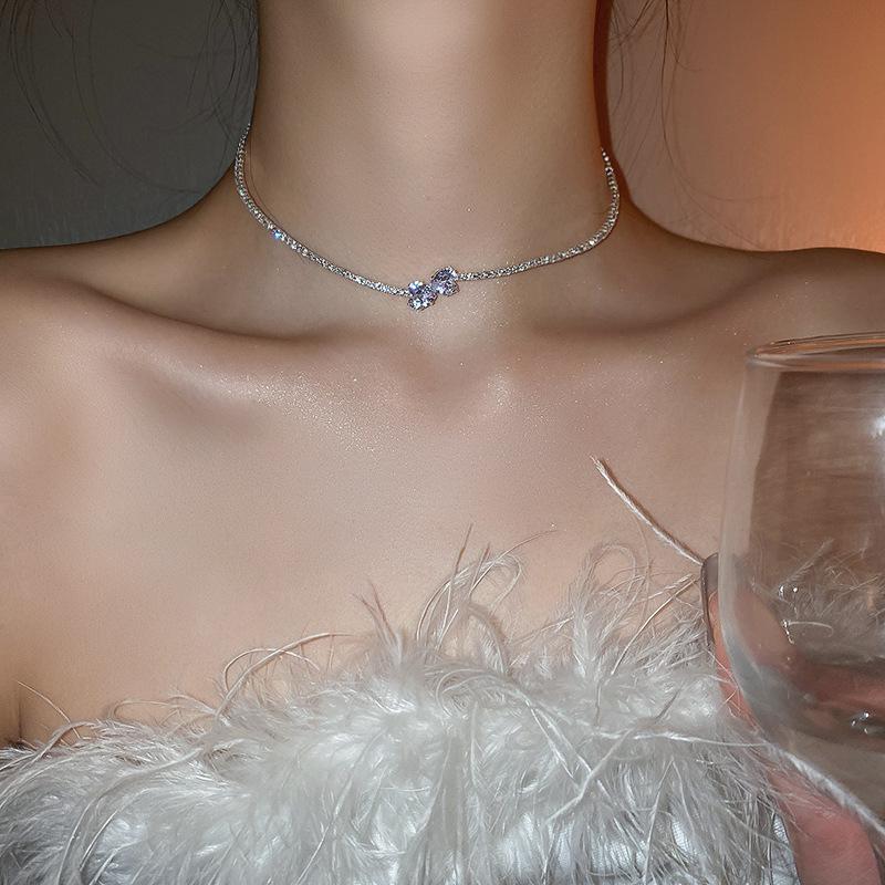 Elegant Irregular Pearl Necklace - Versatile Clavicle Chain for Women, High-End European and American Fashion Jewelry