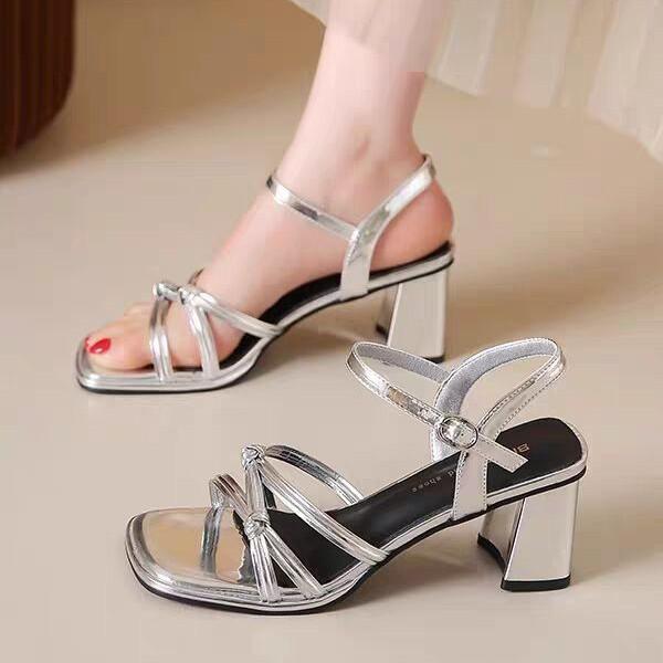 French silver sandals women's 2025 spring new fashion thick heel high sense shoe temperament word with high heels