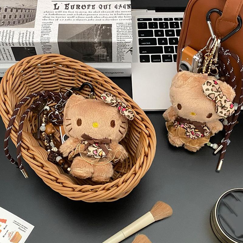 Colgante para Bolso Sanrio Hello Kitty Llavero de Dibujos Animados Maillard Figura de Anime Linda Muñeca con Cuerda Trenzada Regalo de Cumpleaños para Niña