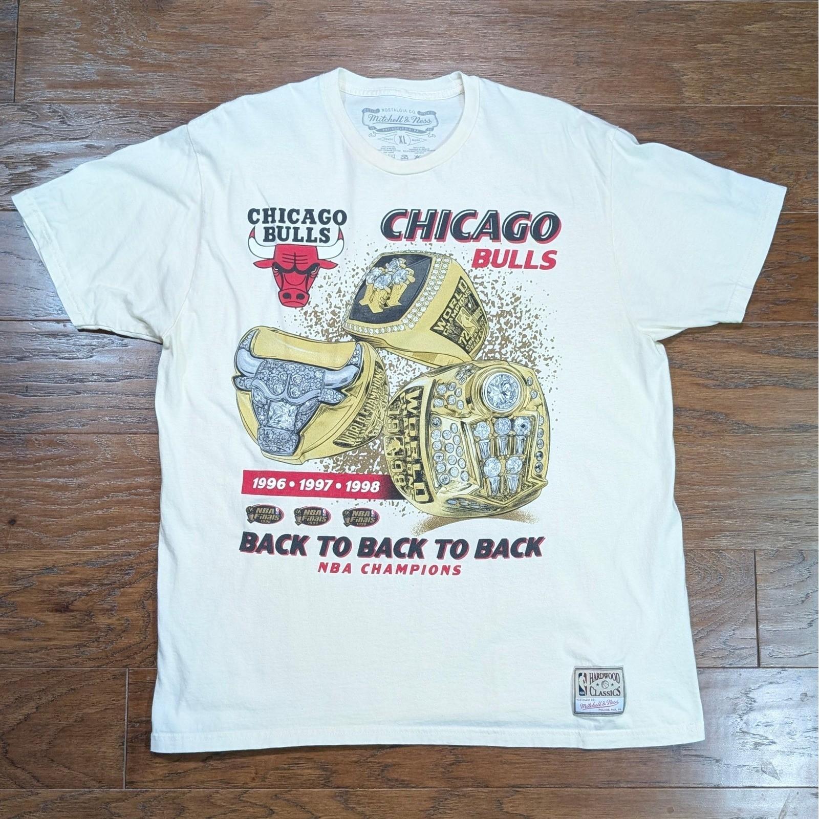 Chicago Bulls Mitchell Ness NBA Hardwood Classics Back 2 Back 2 Back T Shirt XL L