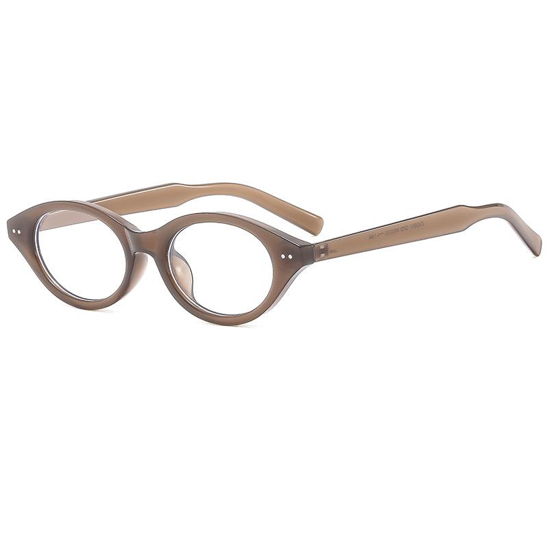 Retro Cat Eye Anti-Blue Light Glasses: Oval, Myopia-friendly Nerd Eyeglass Frames with Small, Fashionable Flair.