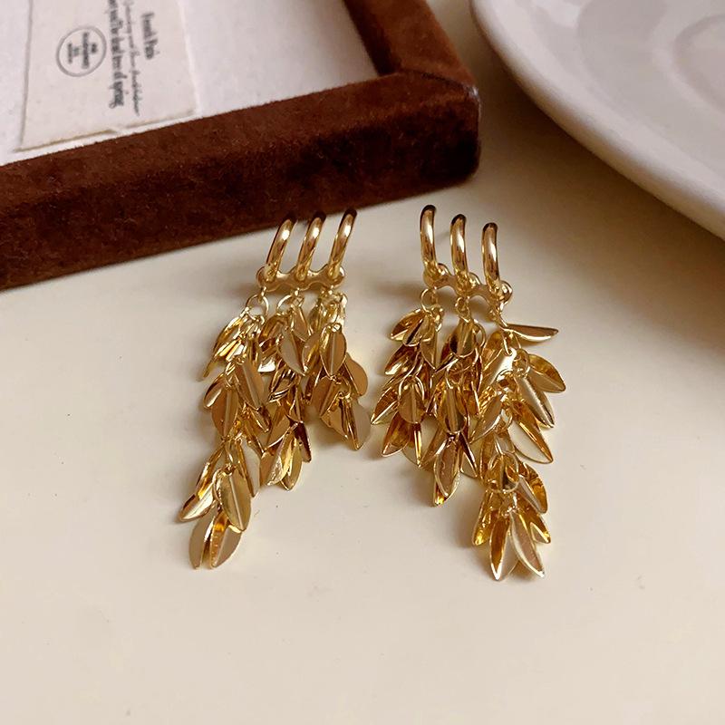 Silver Needle Geometric Openwork Round Pendant Earrings with European and American Exaggerated Style for Women.