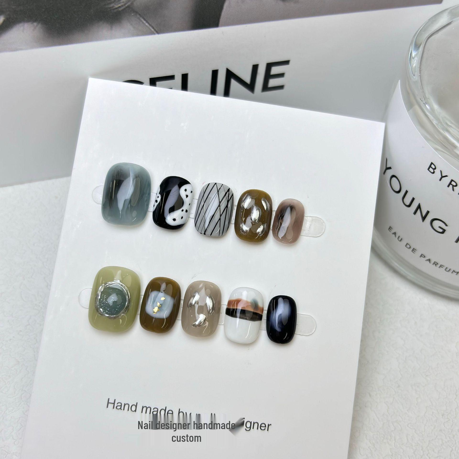

Wander the Stars: Handmade Short Wearable Nails - Removable Whitening Nail Stickers Large