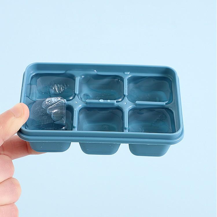 Molde para hacer cubitos de hielo cubiertos