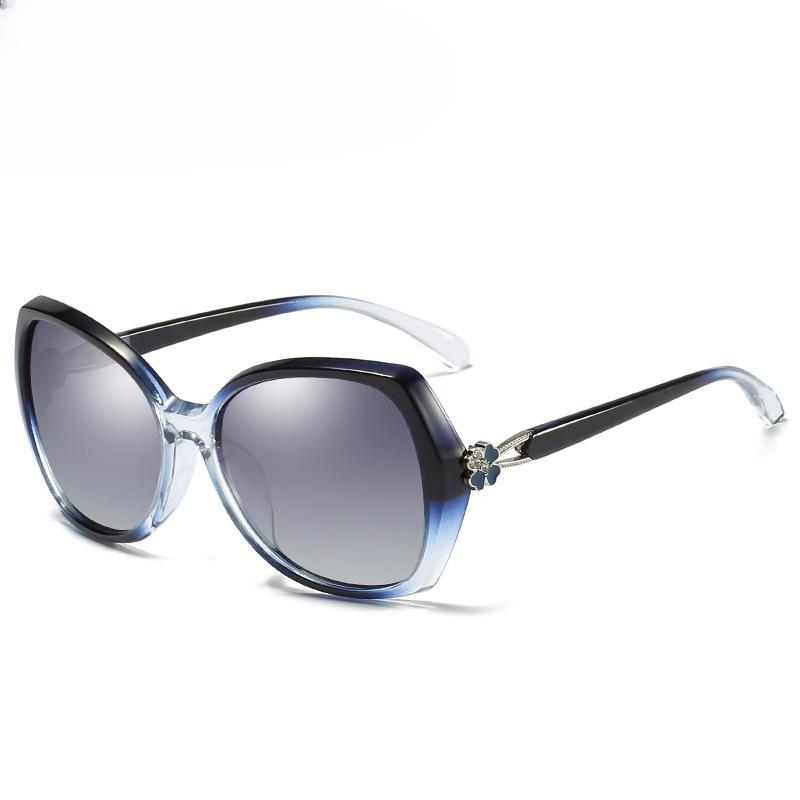 Polarized Sunglasses for Women Women's Sunglasses Color Film Lenses with Diamonds