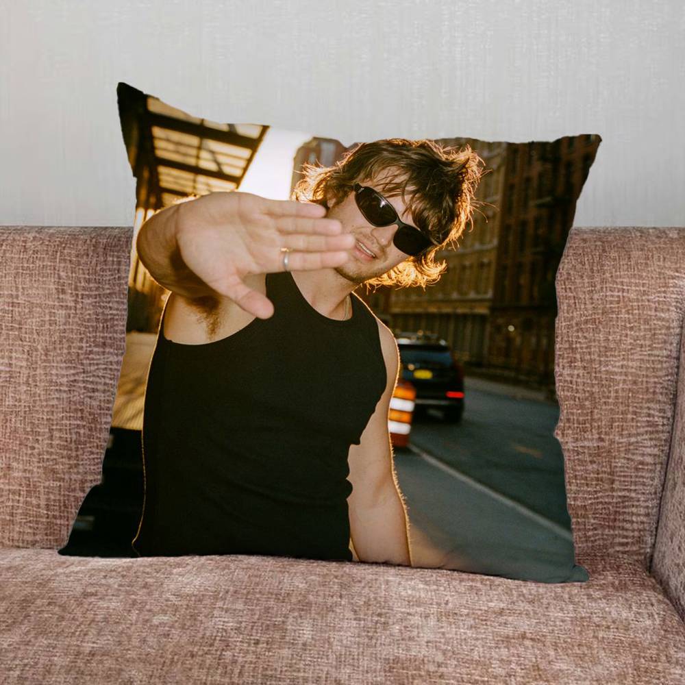 JJoe Actor KKeery Creative Patterned Pillowcases for Interior Decoration Office Living Room Home