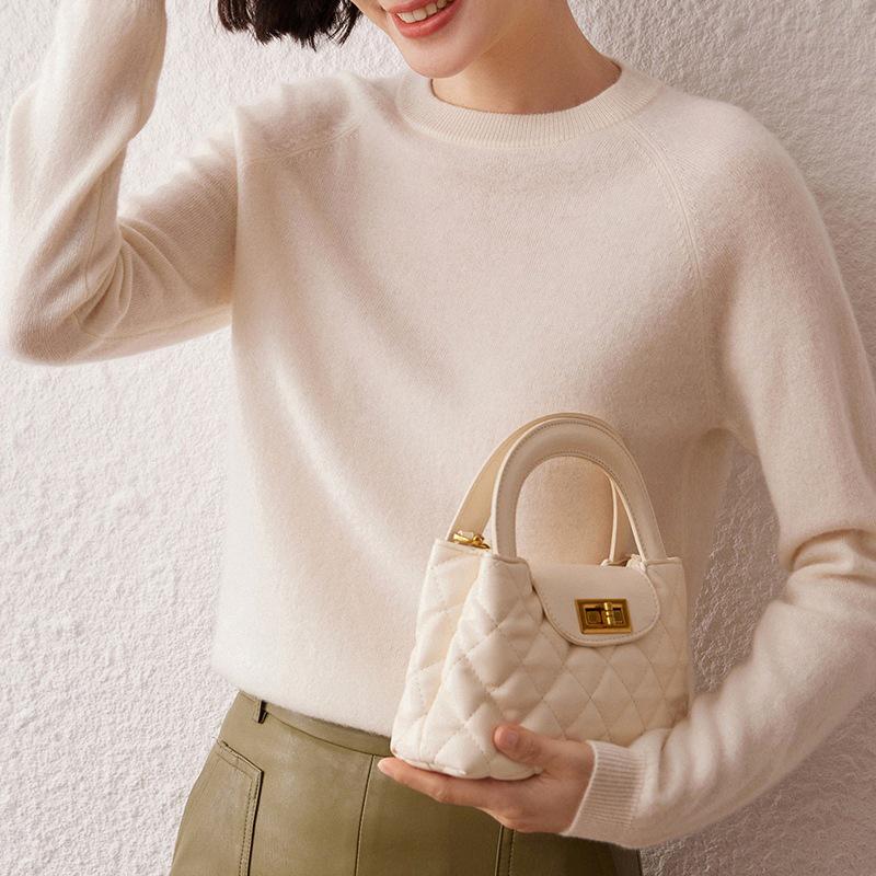 Women's Cashmere Sweater, Round Neck Pullover, Versatile Fit Knitwear for Autumn and Winter