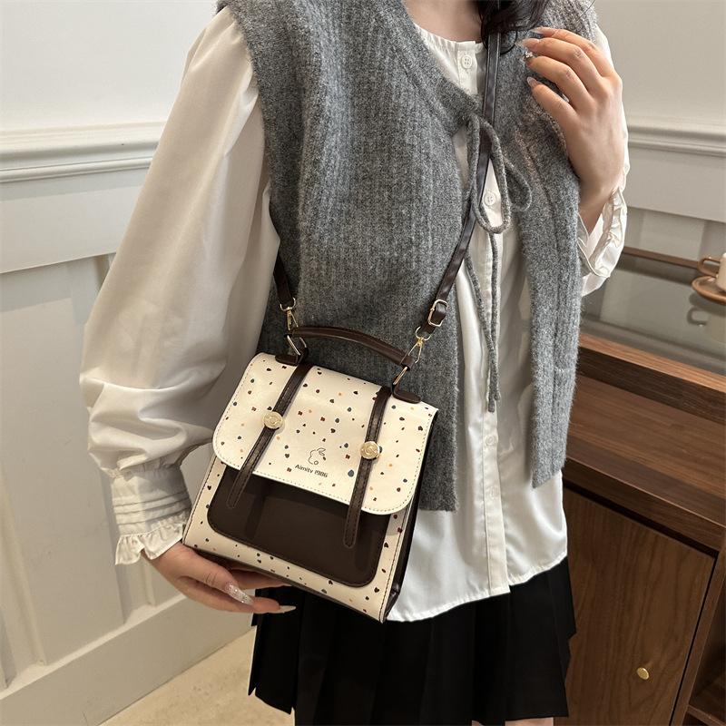 Niche Design Bag Women's 2025 New Backpack Casual Spring Foreign Style Student Commuting Shoulder Handbag No