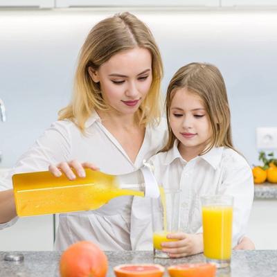 Carafe à eau carrée de 1,5 L avec couvercle rabattable, récipients à jus, pichet transparent, étanche, pour jus de thé glacé, pichet à eau pour la maison, bar, cuisine, restaurant
