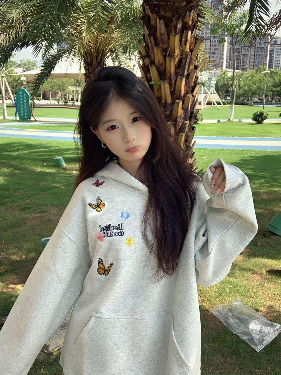 

Women s Retro Butterfly Embroidery Hooded Sweatshirt - Autumn/Winter 2025 Trend Large