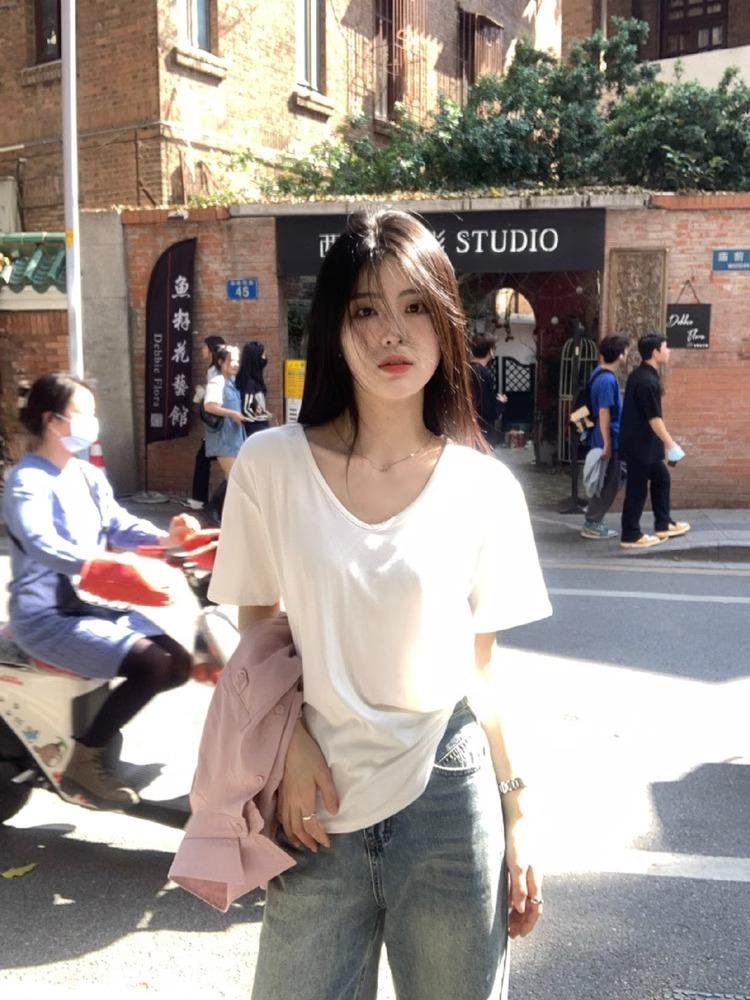 

U-neck t-shirt women s short-sleeved white front shoulder summer big neckline loose and thin inside solid color top T-shirt S белый