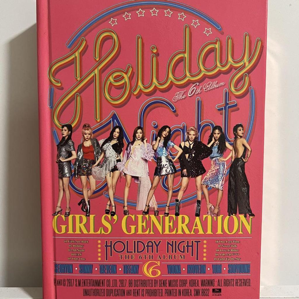 [USED] Girls' Generation 6th Album Holiday Night (with Photobook)