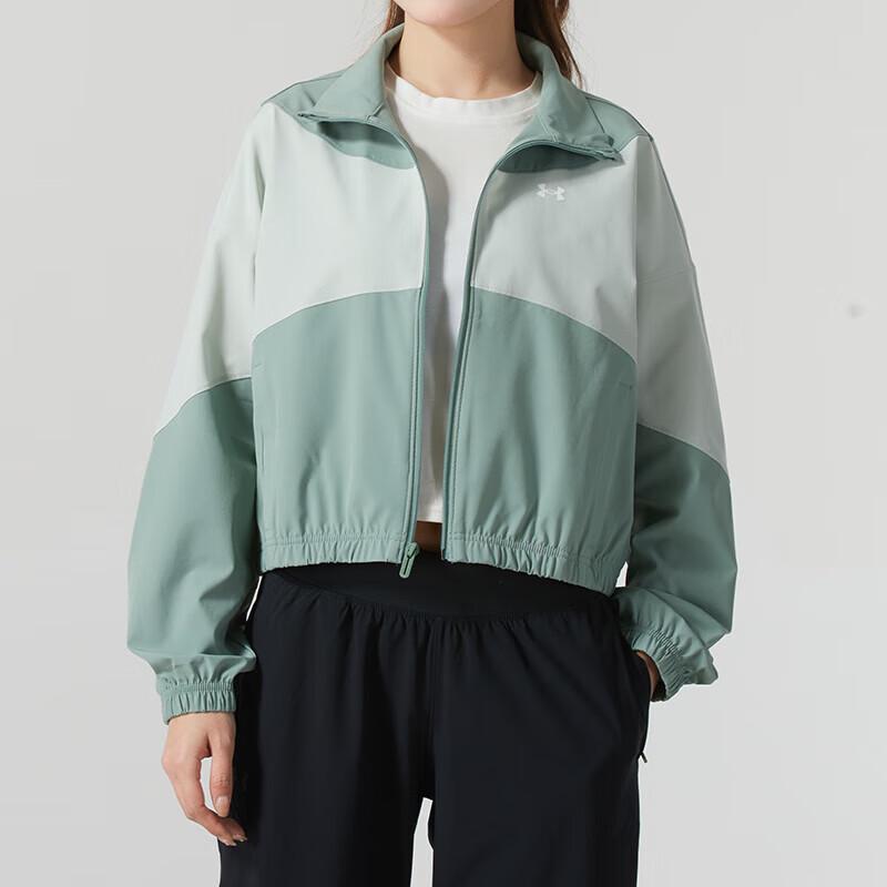 Under Armour Women s Hooded Quick-Dry Windbreaker Jacket 1389631 M