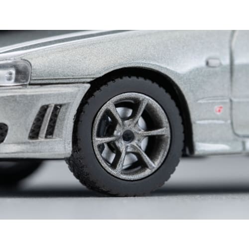 TOMYTEC Tomica Limited Vintage Neo 1/64 Scale LV-N353a Nissan Skyline 2-Door Sports Coupe 25GT TURBO with Optional Parts, Silver, 2000 Model, Finished