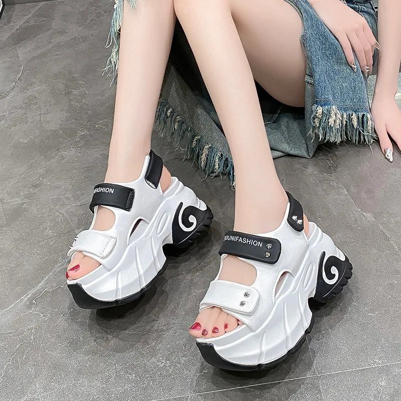 Fashion Women Leisure Chunky Platform Sandals Peep Toe High Heels New Gladiator Slippers Woman Trendy Summer Leather Beach Sandals 8.5CM
