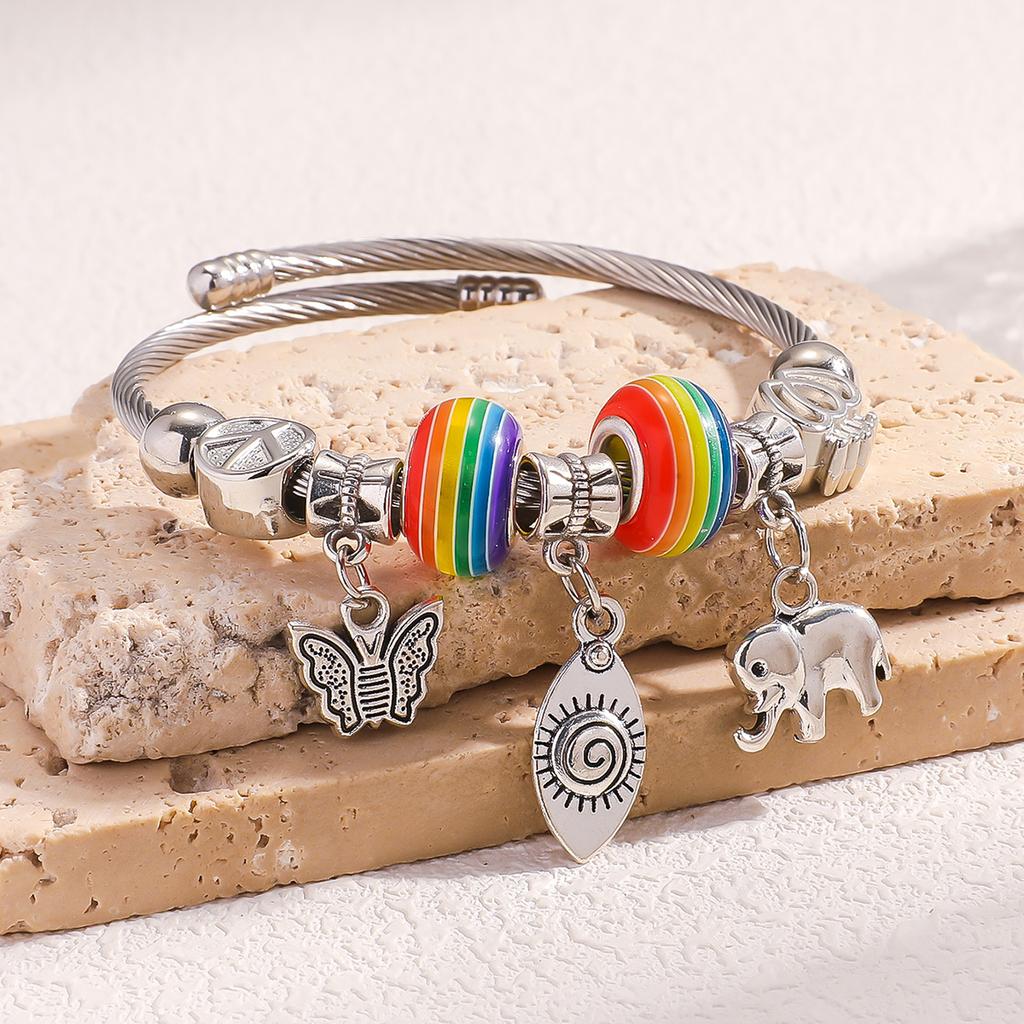 1 Stück Mode-Armband für Damen mit mehreren Elementen, Perlen, Pfirsichherz für Reisen, Date, Bankett, Party, Festival, Dressing, Geschenke