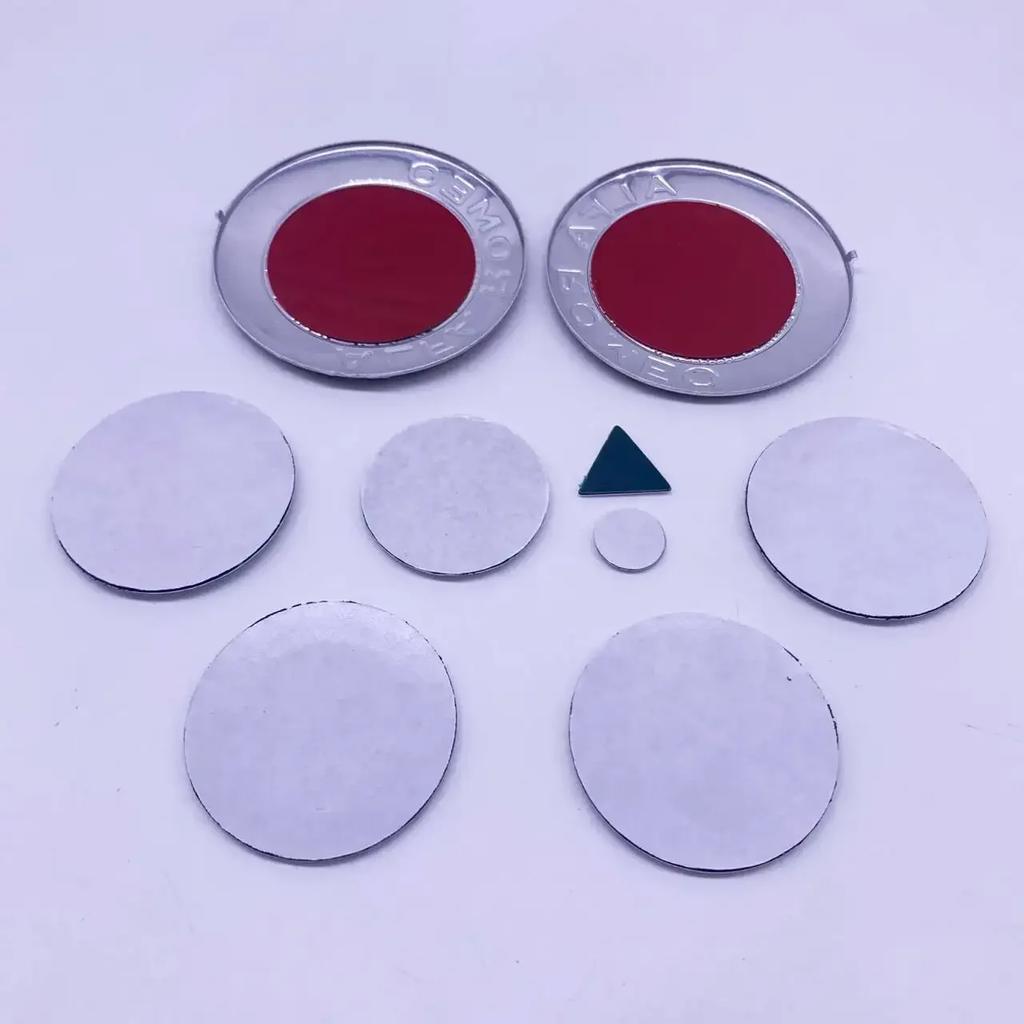 För Alfa Romeo 2026 Varm Dekal 1 set 9 st 74 mm 50 mm 56 mm Huv Bagagelucka 156 166 147 159 BIL Logotyp Fälgcenterkåpa Emblem Brera för
