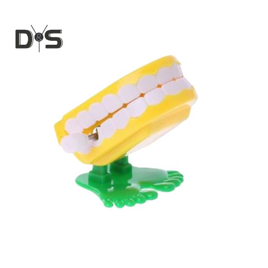 

Стучащие зубы заводная игрушка заводная пружина мультяшные прыгающие зубы с глазами шуточная игрушка рождественские подарочные пакеты наполнители для детей взрослые шуточные подарки A зелёный